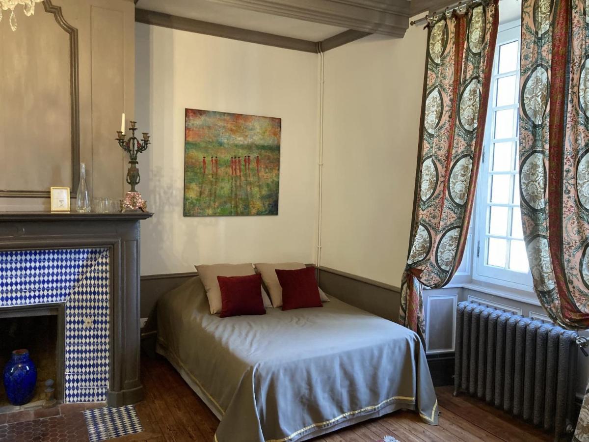 Chateau Isigny, Ideal Pour Les Familles Avec Enfants Et Les Animaux De Compagnie, Situe A Proximite Du Mont Saint-Michel Екстериор снимка