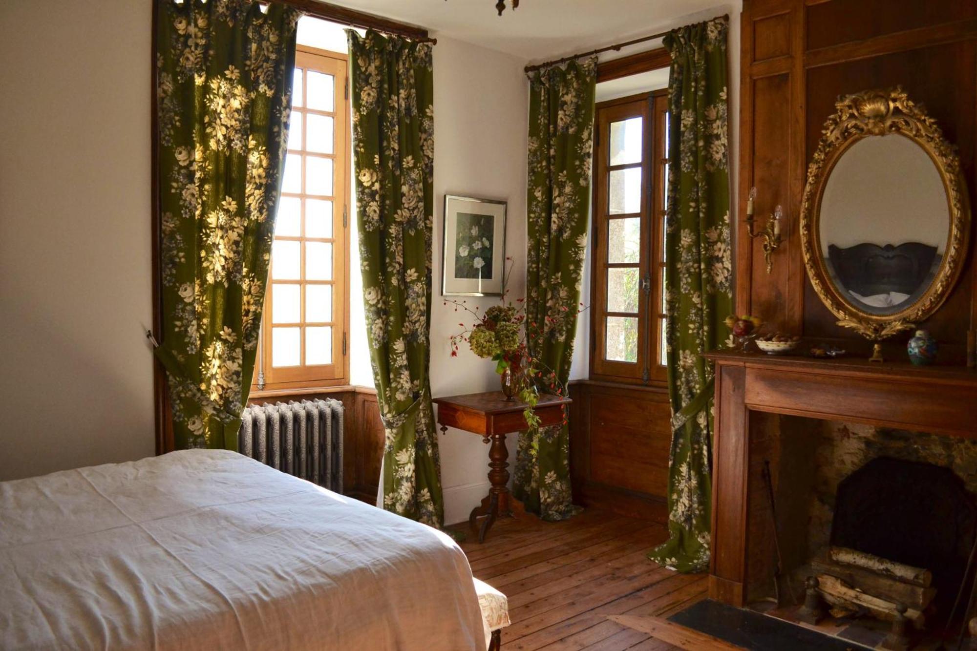 Chateau Isigny, Ideal Pour Les Familles Avec Enfants Et Les Animaux De Compagnie, Situe A Proximite Du Mont Saint-Michel Екстериор снимка